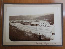 Espalion, Aveyron, La Gare Et La Ville - Places