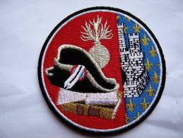 INSIGNE TISSUS PATCH GENDARMERIE NATIONALE LE MUSEE DE LA GENDARMERIE SUR VELCRO - Police & Gendarmerie