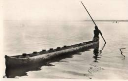 Bénin/Dahomey. La Corvée D'eau Sur La Lagune.Très Belle Cpsm Signée Labitte. - Benín