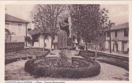 LANDES CASTETS DES LANDES PLACE JEANNE RAMAZEILLES  Editeur E Vignes - Castets