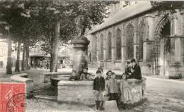 76 - MONTIVILLIERS - SEINE MARITIME - 2 Sacns - La Fontaine Et L'eglise - Animée - 1906 - Très Bon état - Montivilliers