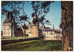 28.227.36 - Beauce - MAINTENON - Le Château - La Cour D'Honneur - Circulée 1976 - Scan Recto-verso - Maintenon