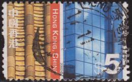 Hong Kong China 2002 Scott 1009 Sello º Cultural Diversity Techo De Tejas Tradicionales Y Bloque De Oficinas Moderno - Used Stamps