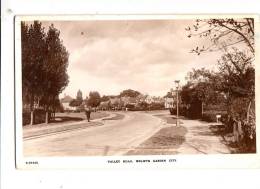 BR39777 Valley Road Welwyn Garden City    2 Scans - Hertfordshire