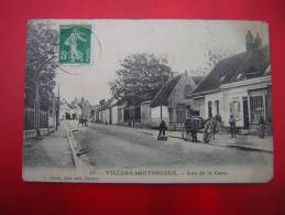 CPA 80 VILLERS BRETONNEUX  RUE DE LA GARE ANIMEE ATTELAGE    VOYAGEE 1908 ??  TIMBRE - Villers Bretonneux