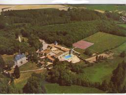 Vouille..belle Vue Aérienne Du Château De Périgny..les Tennis..la Piscine - Vouille