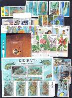 M0002 Kiribati, TO CLEAR, Small Selection Of Sets Mnh (CV = £36+) - Kiribati (1979-...)