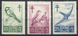 FINLANDE 1952 - Oiseau Croix Rouge - Neuf, Trace De Charniere (Yvert 396/98) - Unused Stamps