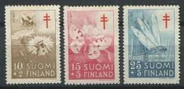 FINLANDE 1954 - Papillon Insecte Croix Rouge - Neuf, Trace De Charniere (Yvert 417/19) - Nuovi