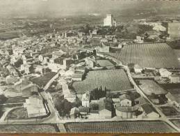 84 - CHATEAUNEUF Du PAPE - Vue Générale Aérienne (le Bourg, Les Vignes). CPSM - Chateauneuf Du Pape