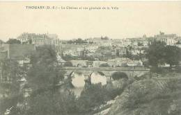 79 - THOUARS - Le Château Et Vue Générale De La Ville - Thouars