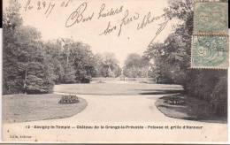 SAVIGNY-LE-TEMPLE: Château De La Grange-la-Prévotée. Pelouse Et Grille D'Honneur - Savigny Le Temple