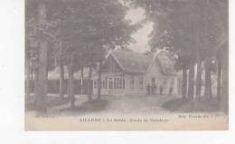 CPA-62-LILLERS-LE BRULE-ECOLE DE NATATION-PERSONNAGES DEVANT LA PORTE - Lillers