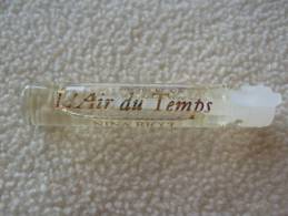 Echantillon L´air Du Temps - Nina Ricci - Echantillons (tubes Sur Carte)