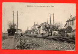 FRANCONVILLE - La Gare. (belle Animation) - Franconville