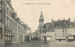 62 HESDIN. LA PLACE DE L'EGLISE . ( 2 CACHETS DE LA POSTE AU VERSO, A VOIR ). - Hesdin