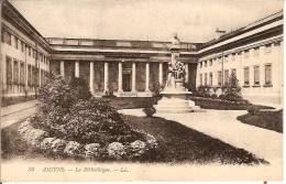 80-AMIENS-LA BIBLIOTHEQUE-LIBRARY-STATUE FREDERIC PETIT ET LA LECON DE LECTURE - Bibliotecas