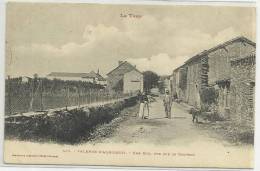 VALENCE D' ALBIGEOIS (81) - UNE RUE - VUE SUR LE COUVENT - Valence D'Albigeois