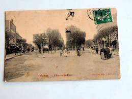 Carte Postale Ancienne : CHATOU : L'Entrée Du Pays , Animé - Chatou