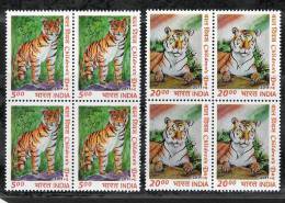 INDIA, 2011,  Childrens Day, Set 2 V, Standing And Sitting Tigers, Block Of 4, MNH, (**) - Unused Stamps