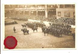 75 - Concours Hippique De  PARIS -Grand Palais - Dans Un Cachet Rouge - Photocarte - Présentation Garde Républicaine - Horse Show