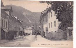 26  -  BONNEVILLE  -  La  Rue  Du  Pont.   -  LL. - Bonneville