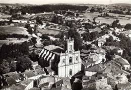 Casteljaloux L´église Vue Aérienne Cpsm Bords Ondulés - Casteljaloux