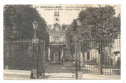 Houilles (78) : Le Commissariat Et L'Ecole Des Filles Groupe Welter En 1916. - Houilles