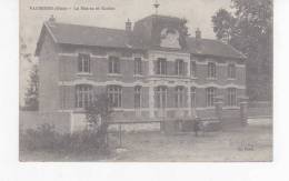 CPA-60-VAUMOISE-1918-LA MAIRIE ET ECOLES-ANIMEE-1 FEMME ET 1 ENFANT DEVANT LE PORTAIL - Vaumoise