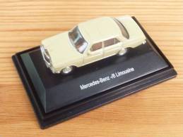 Schuco 26002, Mercedes /8 Limousine, 1:87 - Strassenfahrzeuge