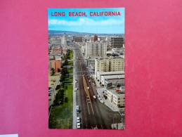- California > Long Beach Ocean Blvd.   Early Chrome------  Ref 749 - Long Beach
