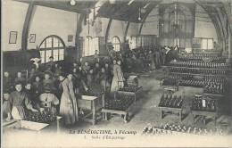 HAUTE NORMANDIE - 76 - SEINE MARITIME - FECAMP - La Bénédictine - Salle D'étiquetage - Métier - Cafes