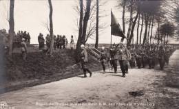 CP Photo 1915 Près BAPAUME - Revue Des Troupes Avec Guillaume II De Wurtemberg - I-R Nr. 180 (A18) - Bapaume