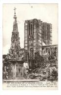 CPA : Oise 60 : Noyon : Tours Cathédrale + Fontaine Place Hotel De Ville ( Après Bombardement) - Weltkrieg 1914-18