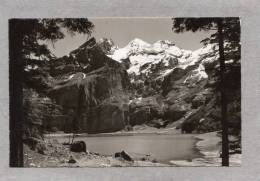 33719   Svizzera,    Am  Oeschinensee Bei  Kandersteg Mit  Rothorn,  Blumlisalp  Und  Oeschinenhorn,  NV (scritta) - Kandersteg