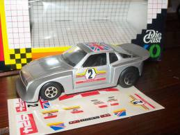 POLISTIL -  PORSCHE 924     AVEC SA BOITE  Scala 1/40 - Polistil