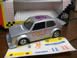 POLISTIL -  VW GOLF GTI    AVEC SA BOITE  Scala 1/40 - Polistil