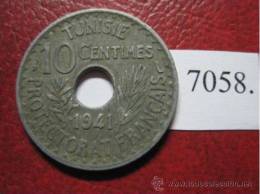 Tunez , 10 Centimos 1361 / 1941 , Zinc Metal De Guerra . Tunis, Tunisie, 10 Cents 1361/1941, Metàl Guerre , Zinc - Tunisie