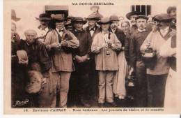 Delcampe - ENVIRONS D'AURAY 18 NOCE BRETONNE LES JOUEURS DE BINIOU ET DE MUSETTE (BELLE ANIMATION) 1940 - Auray