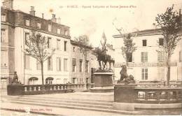 NANCY ( 54 ) SQUARE LAFAYETTE & STATUE JEANNE D´ ARC . Brasserie Lafayette - Nancy