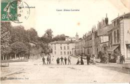 TOUL Illustré  (54 ) COURS ALSACE - LORRAINE . Hôtel Du Soleil D'Or . Animée - Toul