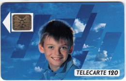 Télécarte  Visage  D´ Enfant, F 102 A, 120 U , 12 / 89,  115 000 Ex, Cote  7 € - 1989