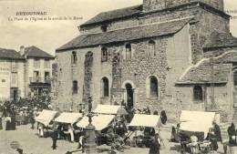 CPA ( 43)  RETOURNAC  La Place De L Eglise Et La Sortie De La Messe - Retournac