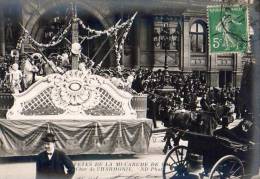 Paris 75  Fêtes De La Mi-Carême 1911   Le Char De L'harmonie - Lotes Y Colecciones