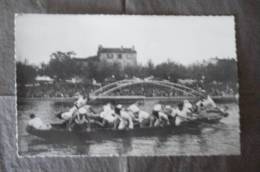 GIVORS - Une Passe De Joutes Au Stade Nautique - Givors