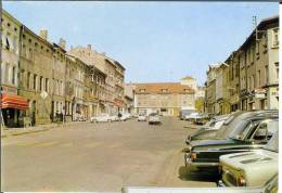 57 - Moselle - MORHANGE - Place De La République - Format  10,3  X  14,8  -  Pierron  7817 - Morhange