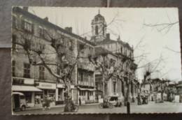 GIVORS - Place Henri Barbusse - Givors