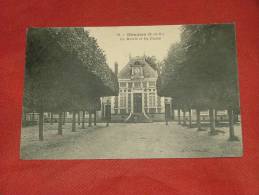 MANDRES  -  La Mairie Et Les écoles  -  1919 - Mandres Les Roses