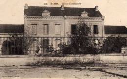 /17/  MATHA  L ECOLE COMMUNALE - Matha