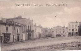 ¤¤  -    CHAMPDENIERS    -  Place Du Champ De Foire   -  ¤¤ - Champdeniers Saint Denis